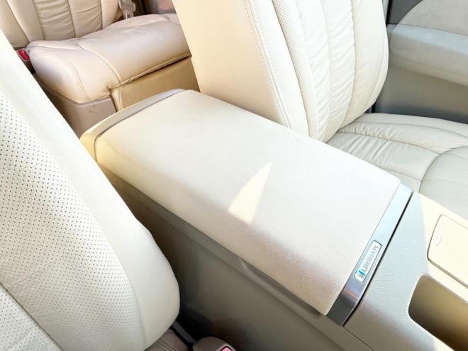 エスティマハイブリッドハイブリッド2.4X 4WD　ローンが不安な方＜優遇ローン＞　本州仕入　寒冷地仕様 フルエアロ　社外ナビ 4WD 2400 5Dr