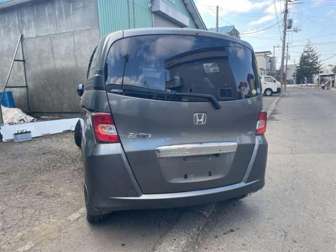 フリードスパイク1.5 G ジャストセレクション 4WD　新在　庫　限定　プ　ライス 4日5日マデ限定 1500