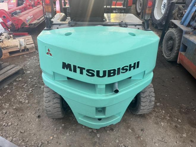 フォークリフト全塗装済！三菱 FD20 2トンディーゼル ダブルタイヤ