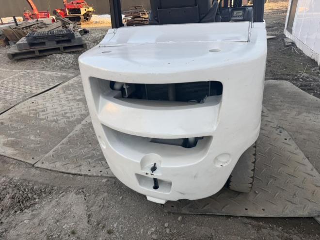 フォークリフトサイドシフト付き！ユニキャリア FD25T5 2.5トンディーゼル AT車