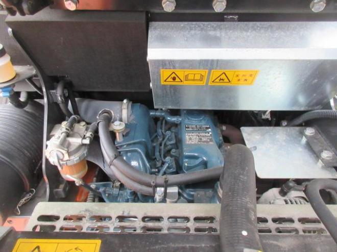 ホイールローダ日立ZW30-5B 4WD　 4WD 2Dr