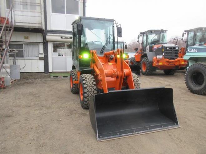 ホイールローダ日立ZW30-5B 4WD　 4WD 2Dr