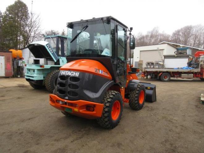 ホイールローダ日立ZW30-5B 4WD　 4WD 2Dr