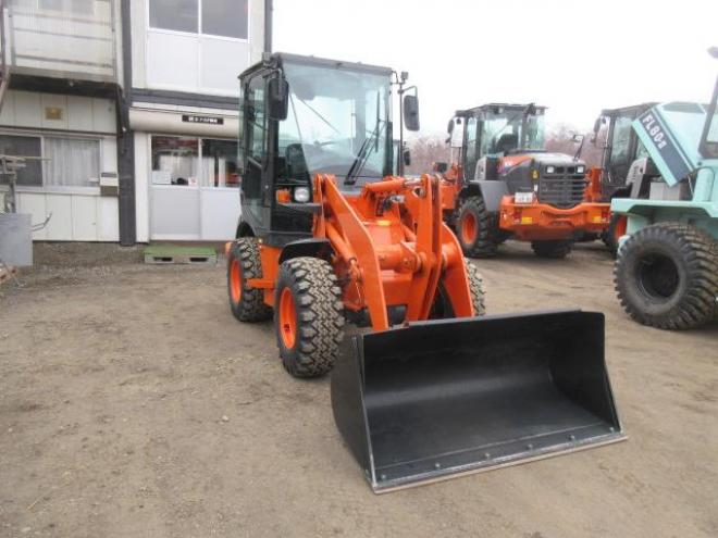 ホイールローダ日立ZW30-5B 4WD　 4WD 2Dr