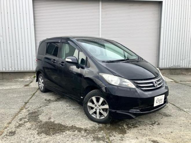 フリードGエアロ 4WD 1500 ５Dr