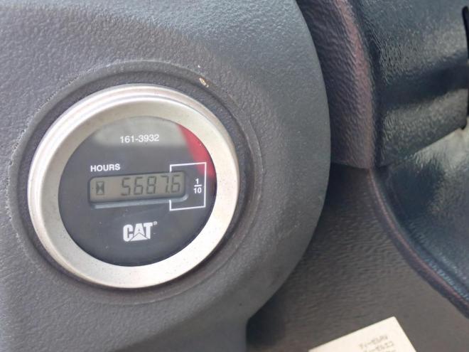 ホイールローダスノースパイクタイヤ　苫小牧ヤード