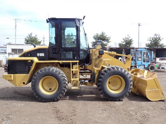 ホイールローダスノースパイクタイヤ　苫小牧ヤード