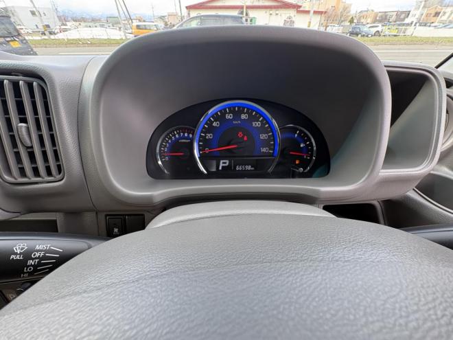 エブリィEVERY VAN 4WD JION TURBO寒冷地仕様　リアヒーター　本州仕入　フォグランプ　DVDプレイヤー　バイザー　アルミ　エンジンオイル交換　スタットレス付　全磨き済み 4WD 660 ５Dr