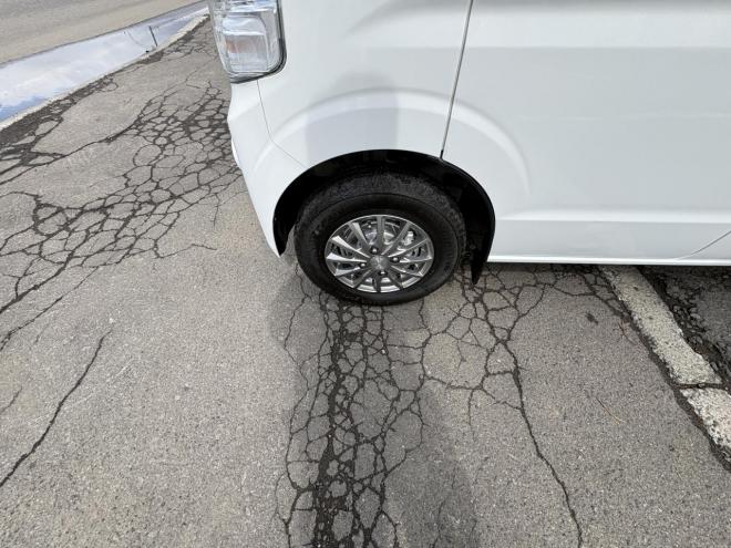 エブリィEVERY VAN 4WD JION TURBO寒冷地仕様　リアヒーター　本州仕入　フォグランプ　DVDプレイヤー　バイザー　アルミ　エンジンオイル交換　スタットレス付　全磨き済み 4WD 660 ５Dr