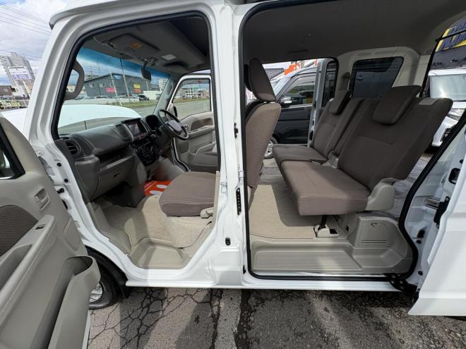 エブリィEVERY VAN 4WD JION TURBO寒冷地仕様　リアヒーター　本州仕入　フォグランプ　DVDプレイヤー　バイザー　アルミ　エンジンオイル交換　スタットレス付　全磨き済み 4WD 660 ５Dr