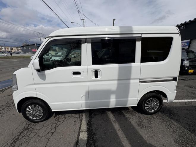 エブリィEVERY VAN 4WD JION TURBO寒冷地仕様　リアヒーター　本州仕入　フォグランプ　DVDプレイヤー　バイザー　アルミ　エンジンオイル交換　スタットレス付　全磨き済み 4WD 660 ５Dr