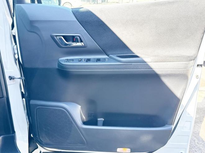 ヴェルファイア2.4Z 4WD　ローンが不安な方＜優遇ローン＞　本州仕入　後期型　純正SDナビ　後席モニター 4WD 2400 5Dr