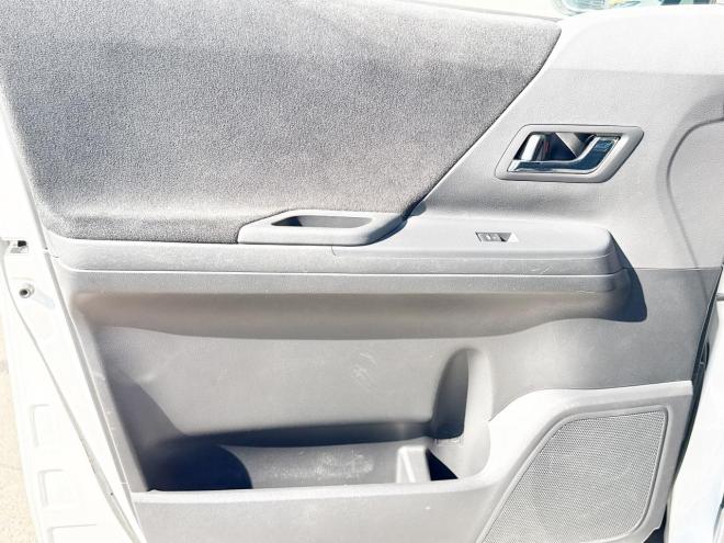 ヴェルファイア2.4Z 4WD　ローンが不安な方＜優遇ローン＞　本州仕入　後期型　純正SDナビ　後席モニター 4WD 2400 5Dr