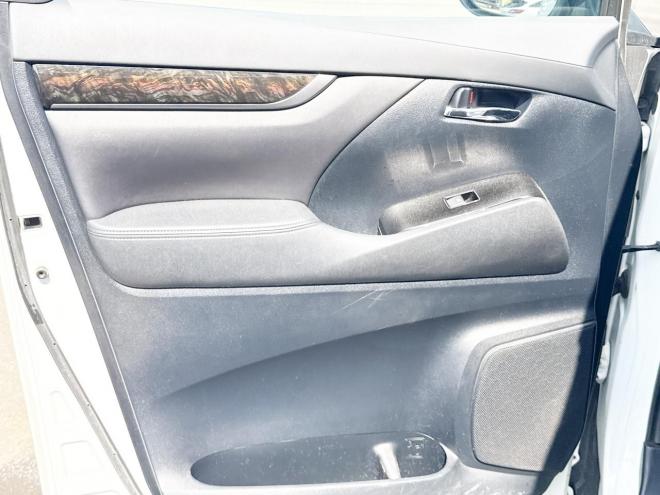 ヴェルファイア2.5Z Aエディション 4WD　ローンが不安な方＜優遇ローン＞　純正SDナビ　後席モニター　モデリスタグリル 4WD 2500 5Dr