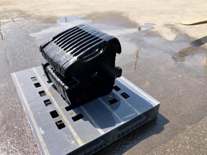 農機補助部品マッセイファガソン　中古　トラクターウェイト55kg×10枚　農機具