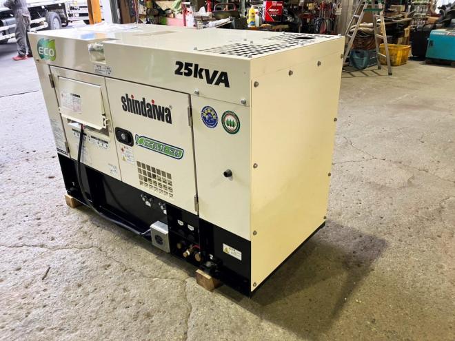 発電機新ダイワ　極上　DGM250MK　エンジン発電機　動力源