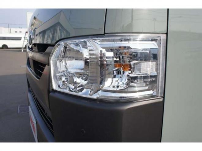 ハイエースバン2.8 スーパーGL ロング ディーゼルターボ 4WD　アースカラーPKG　アーバンカーキ　　両側パワースライドドア　デジタルインナーミラー　全方位カメラ　バックカメラ　寒冷地仕様　LEDヘッドライト　415コブラフラットベッドキット 登録済未使用車 2800