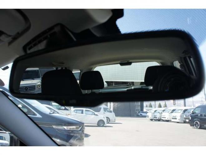 プロボックスバン1.5 F 4WD　登録済未使用車　衝突軽減システム　純正LEDフォグ　電動格納ドアミラー　オートライト　前後PW　ルームミラー内蔵Bカメラ　ドラレコ　Bluetooth&フルセグナビ　下廻防錆加工　フロアマット　ドアバイザー　社外AW 登録済未使用車 1500