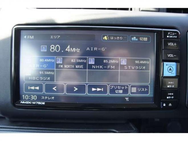 プロボックスバン1.5 F 4WD　登録済未使用車　衝突軽減システム　純正LEDフォグ　電動格納ドアミラー　オートライト　前後PW　ルームミラー内蔵Bカメラ　ドラレコ　Bluetooth&フルセグナビ　下廻防錆加工　フロアマット　ドアバイザー　社外AW 登録済未使用車 1500