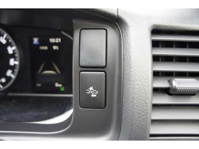 ハイエース2.7 グランドキャビン 4WD　登録済未使用車 走行6キロ　パノラミックビューモニター デジタルインナーミラー　LEDヘッドランプ　LEDフォグランプ　ホワイトパールクリスタルシャイン　メーカー保証付 登録済未使用車 2700