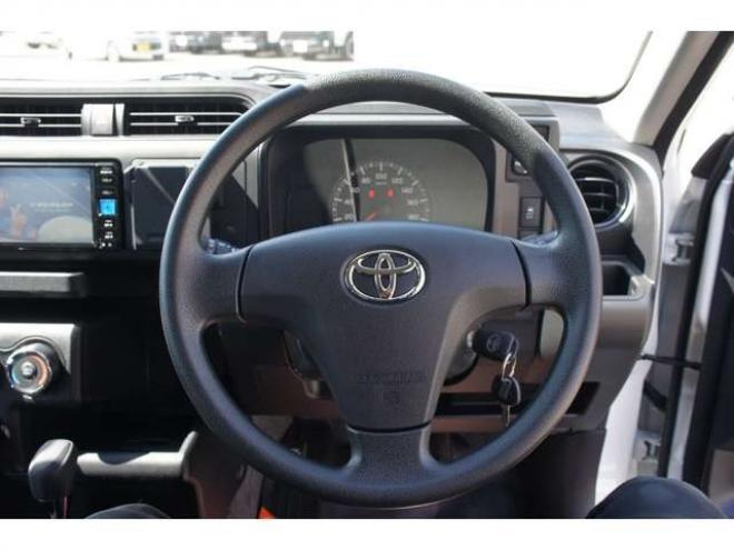 プロボックスバン1.5 F 4WD　走行500キロ　衝突軽減システム　純正LEDフォグ　電動格納ドアミラー オートライト 前後PW　ルームミラー内蔵Bカメラ　ドラレコ　Bluetooth&フルセグナビ 下廻防錆加工 フロアマット　ドアバイザー 社外14インチAW 1500