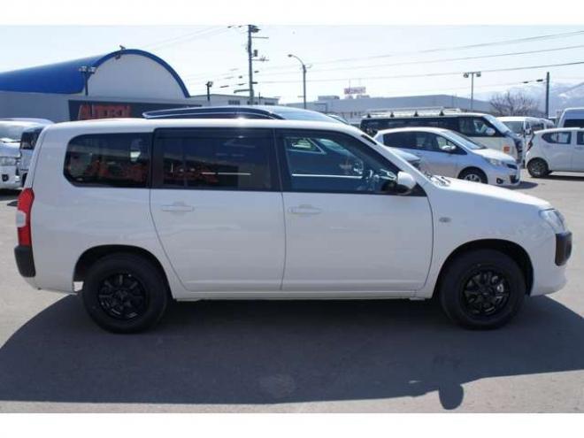 プロボックスバン1.5 F 4WD　走行500キロ　衝突軽減システム　純正LEDフォグ　電動格納ドアミラー オートライト 前後PW　ルームミラー内蔵Bカメラ　ドラレコ　Bluetooth&フルセグナビ 下廻防錆加工 フロアマット　ドアバイザー 社外14インチAW 1500