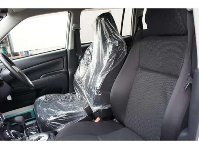 プロボックスバン1.5 F 4WD　登録済未使用車　衝突軽減システム　純正LEDフォグ　電動格納ドアミラー　オートライト　前後PW　ルームミラー内蔵Bカメラ　ドラレコ　Bluetooth&フルセグナビ　下廻防錆加工　フロアマット　ドアバイザー　社外AW 登録済未使用車 1500