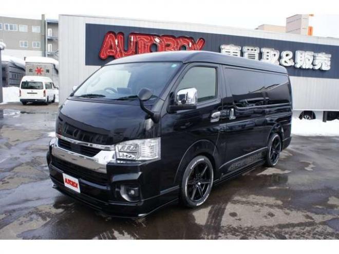 ハイエース2.7 GL ロング ファインテックツアラー 4WD　415COBRA　ファントムヘッドライトシステム&フェイスリフトキット&F/S/R/ルーフスポ/ボンネット/プレステージテールランプ&新作バッドラッカーHP-6　18インチAW　TOYO　H30　225/50R18 2700