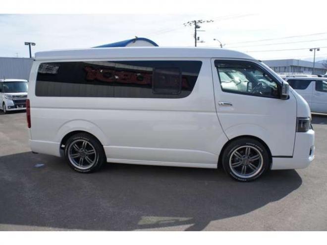 ハイエース2.7 GL ロング ミドルルーフ 4WD　IFUU製3列目対面ラウンジベッドIF-WB8フルフラットベットラウンジ展開 アルパインBIG-X　フリップダウンモニター センターコンソール 415COBRA　F/S/R/ルーフスポイラー/フェンダー/18インチAW 2700