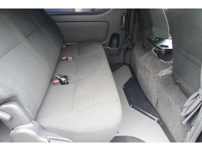 ハイエースバン2.8ダークプライム マルチロールトランスポータータイプIIロング ディーゼルターボ4WD　モデリスタフルエアロ・415COBRAバッドラッカー18インチAW・純正SDナビTV・Bカメラ・両側パワスラ・LEDライト・スマキー・AC100V・ベッドキット・エンスタ 2800