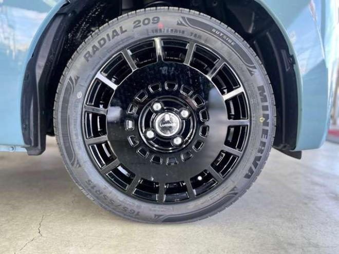 ピクシスメガL SAIII 4WD　スマートキー　プッシュスタート　純正ナビ　フルセグTV Bluetooth バックカメラ　両側パワースライドドア　LEDヘッド/フォグ　シートヒーター　衝突被害軽減　アイドリングストップ　新品15インチアルミタイヤ 660