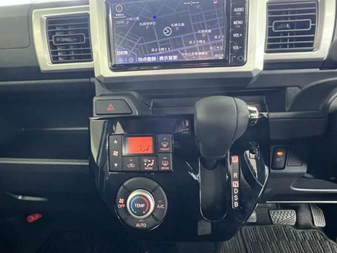 ピクシスメガL SAIII 4WD　スマートキー　プッシュスタート　純正ナビ　フルセグTV Bluetooth バックカメラ　両側パワースライドドア　LEDヘッド/フォグ　シートヒーター　衝突被害軽減　アイドリングストップ　新品15インチアルミタイヤ 660