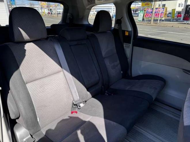 エスティマ2.4 アエラス 4WD　スマートキー・プッシュスタート・HDDナビ・フルセグTV・バックカメラ・ETC・ワイパーデアイサー・キセノンヘッドライト・リアエアコン・電動格納ミラー・両側スライドドア 2400