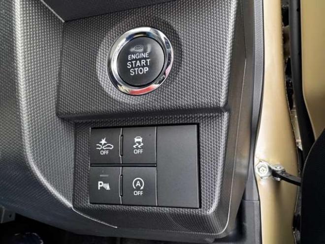 タフトGターボ クロム ベンチャー 4WD　スマートアシストプッシュスタート　エンジンスターター　純正オプションナビ　Bluetooth シートヒーター　追従クルコン　クラッツィオシートカバー　サンルーフ　ドライブレコーダー　新品ジオランダーマッドタイヤ 660