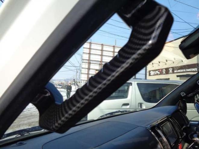 レジアスエース2.8 スーパーGL ダークプライムII ロングボディ ディーゼルターボ 4WD　ワンオーナー　TRDフロントスポイラー　TRD　TF7Aアルミホイール　両側パワースライドドア　リアヒーター　純正ナビ　フルセグ　Bluetooth　レーダーブレーキ　荷室ダウンライト　車線逸脱警報 2800