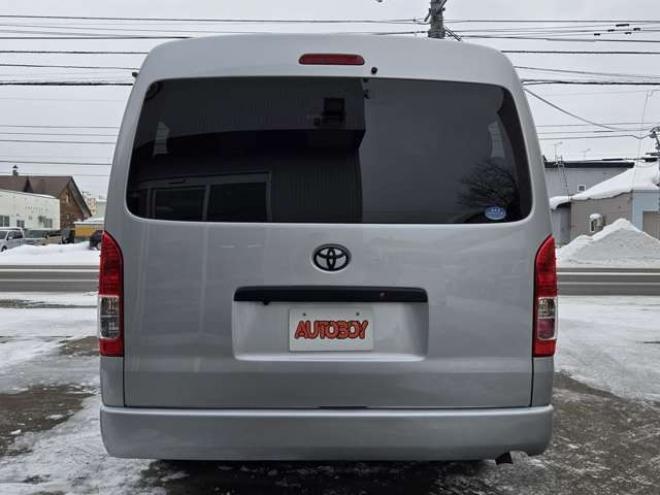 ハイエース2.7 GL ロング ミドルルーフ 4WD　寒冷地仕様　10人乗り　リアヒーター&クーラー　プッシュスタート　スマートキー　横滑り防止　オートライト　バックカメラ　純正ナビ　ワンセグTV　Bluetooth　CD/DVD　FM/AM　電動格納ミラー　ETC 2700