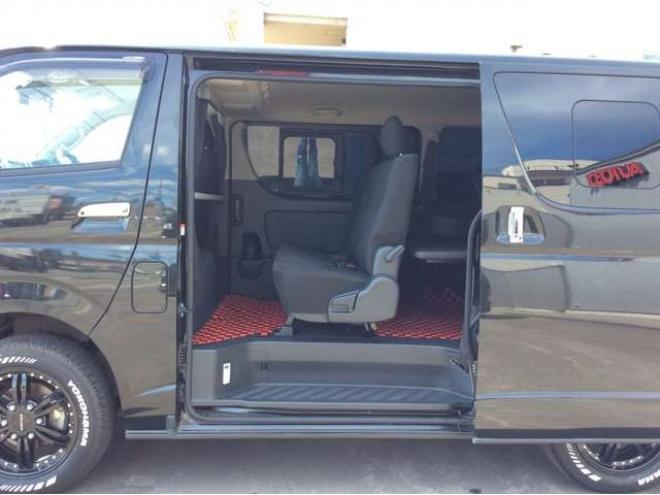 ハイエースバン2.8 スーパーGL ロング ディーゼルターボ 4WD　寒冷地仕様　リアヒーター&リアクーラー　プッシュスタート　スマートキー　ステアリングスイッチ　ベッドキッド　LEDヘッドライト　ドライブレコーダー　メモリナビ　ワンセグTV　バックカメラ　電動格納ミラー 2800