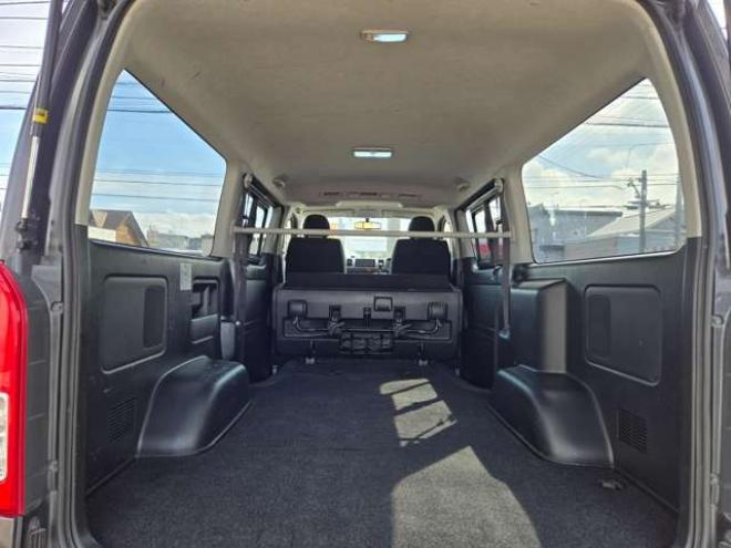 ハイエースバン3.0 スーパーGL ロング ディーゼルターボ 4WD　寒冷地仕様　プッシュスタート　スマートキー　リアヒーター&リアクーラー　LEDヘッドライト　フロントフォグランプ　 バックカメラ　ステアリングスイッチ　パワーヒート　純正ナビ　フルセグTV　レーダー探知機 3000