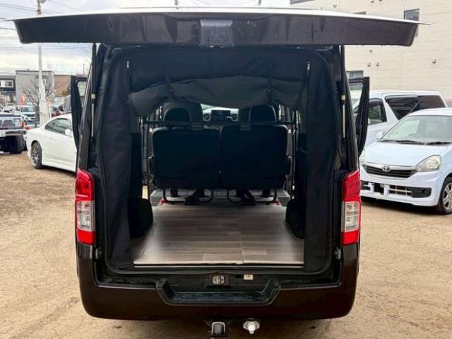 キャラバンNV350 2.5 プレミアムGX ロングボディ ディーゼルターボ 4WD　ナビ　バックカメラ　ETC　パワステ　パワーウィンドウ　キーレスエントリー　エアコン　盗難防止装置　両側スライドドア　フロントフォグランプ 2500