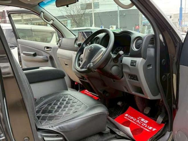 キャラバンNV350 2.5 プレミアムGX ロングボディ ディーゼルターボ 4WD　ナビ　バックカメラ　ETC　パワステ　パワーウィンドウ　キーレスエントリー　エアコン　盗難防止装置　両側スライドドア　フロントフォグランプ 2500
