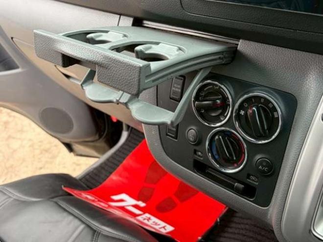 キャラバンNV350 2.5 プレミアムGX ロングボディ ディーゼルターボ 4WD　ナビ　バックカメラ　ETC　パワステ　パワーウィンドウ　キーレスエントリー　エアコン　盗難防止装置　両側スライドドア　フロントフォグランプ 2500