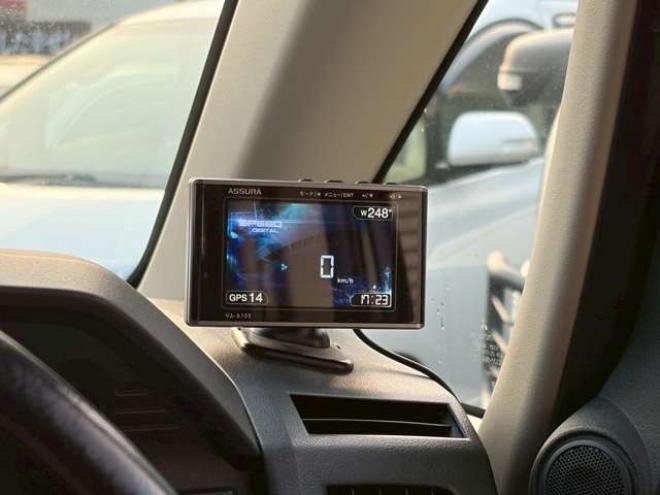 デリカD：5 2.2 D パワーパッケージ ディーゼルターボ 4WD　両側電動スライドドア　電動リアゲート　社外ナビ　社外アルミ　バックカメラ　エアコン　ETC　キーレスエントリー　シートヒーター　寒冷地仕様　パワステ　パワーウィンドウ　クルーズコントロール　3列シート 2300