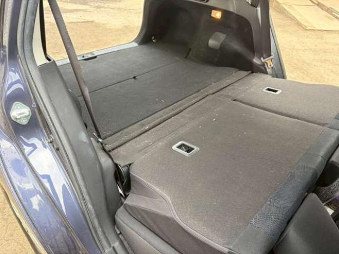 カローラフィールダー1.5 G 4WD　エンジンスターター　ETC　パワステ　パワーウィンドウ　ABS　キーレスエントリー　エアコン　横滑り防止装置 1500