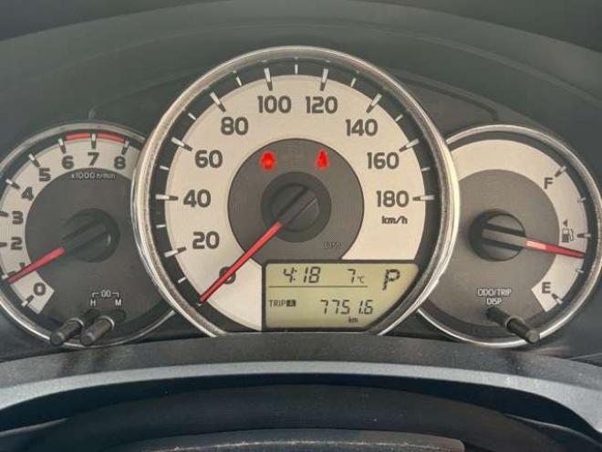 カローラフィールダー1.5 G 4WD　エンジンスターター　ETC　パワステ　パワーウィンドウ　ABS　キーレスエントリー　エアコン　横滑り防止装置 1500