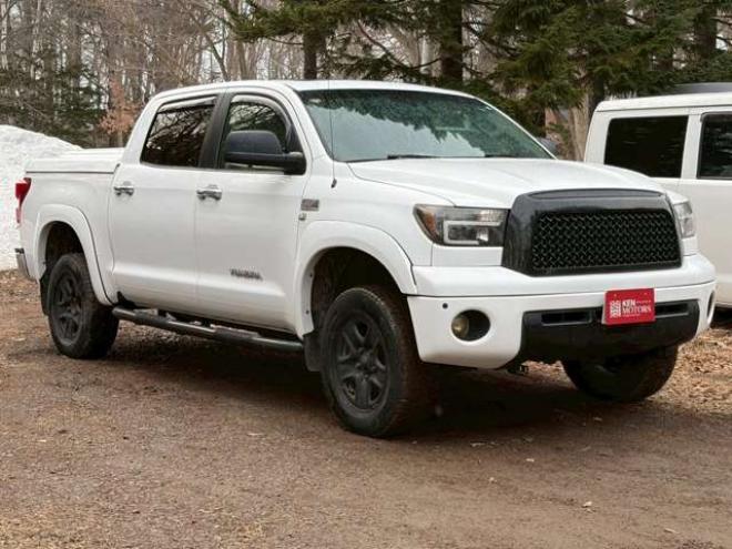 タンドラクルーマックス SR5 5.7 V8 4WD　 正規輸入車 5700