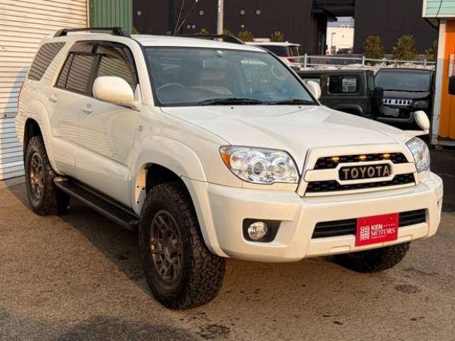 ハイラックスサーフ2.7 SSR-X リミテッド 4WD　TVナビ　パワステ　パワーウィンドウ　キーレスエントリー　LEDヘッドライト　フォグランプ　リフトアップ　アルミホイール　ルーフレール　寒冷地仕様　ABS　バックカメラ　盗難防止装置　エアコン 2700