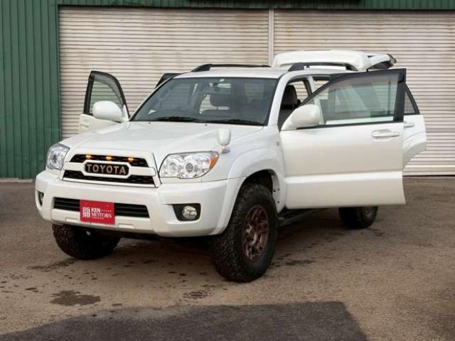 ハイラックスサーフ2.7 SSR-X リミテッド 4WD　TVナビ　パワステ　パワーウィンドウ　キーレスエントリー　LEDヘッドライト　フォグランプ　リフトアップ　アルミホイール　ルーフレール　寒冷地仕様　ABS　バックカメラ　盗難防止装置　エアコン 2700