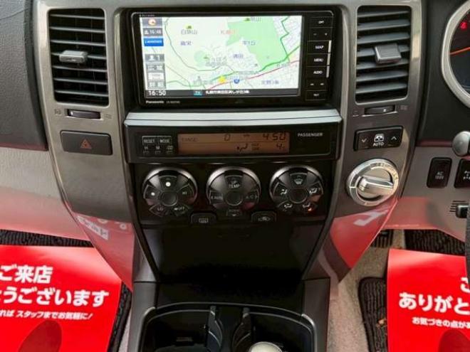 ハイラックスサーフ2.7 SSR-X リミテッド 4WD　TVナビ　パワステ　パワーウィンドウ　キーレスエントリー　LEDヘッドライト　フォグランプ　リフトアップ　アルミホイール　ルーフレール　寒冷地仕様　ABS　バックカメラ　盗難防止装置　エアコン 2700