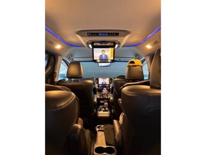 アルファード3.5 SA 4WD　TRDエアロ　クリスタルアイLEDテール　ダウンサス　レザー調シートカバー　アルパインナビ　フリップダウン　スピーカー　デジタルインナーミラー　シュタイナー20インチ　シーケンシャルウィンカー 3500