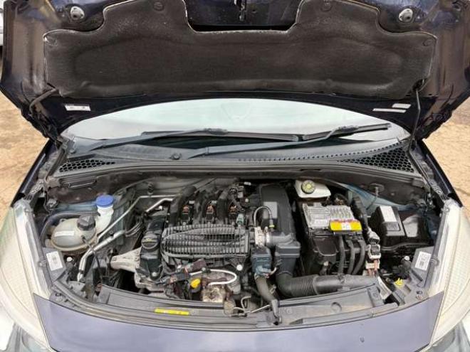 シトロエンDS3 シック　ETC　エアコン・クーラー　パワステ　パワーウィンドウ　キーレス　ABS 運転席エアバッグ　助手席エアバッグ　サイドエアバッグ　横滑り防止装置　社外ナビ　MTモード付 正規輸入車 2WD 1200